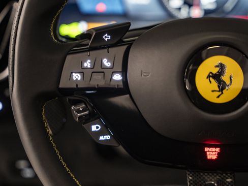 Used 2025 Ferrari Roma Spider RWD image 43