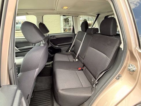 Used 2015 Subaru Forester 2.5i Premium w/ All-Weather Package AWD/4WD image 12