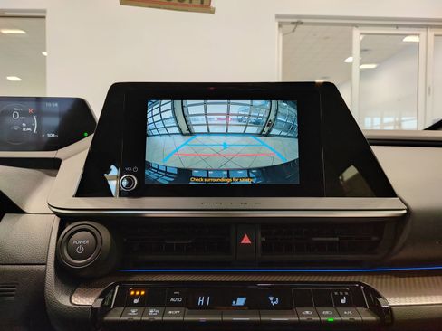 New 2026 Toyota Prius XLE image 26