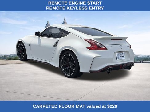Used 2020 Nissan 370Z NISMO RWD image 3