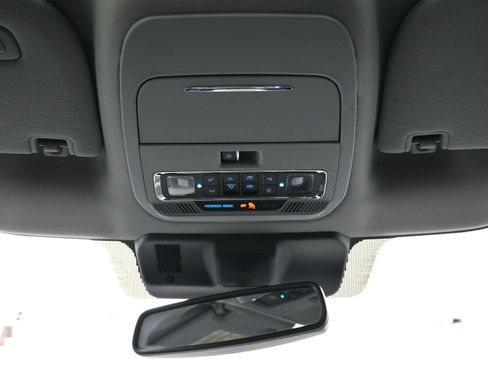 Used 2022 Ford F150 Lariat w/ Equipment Group 501A Mid AWD/4WD image 28