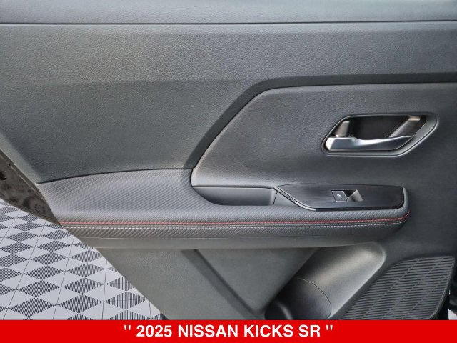 Certified 2025 Nissan Kicks SR AWD/4WD image 28