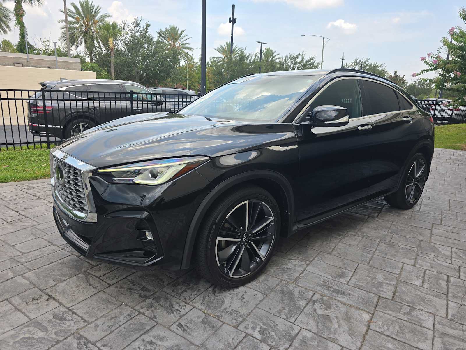 Used 2023 INFINITI QX55 Luxe w/ Cargo Package AWD/4WD image 8