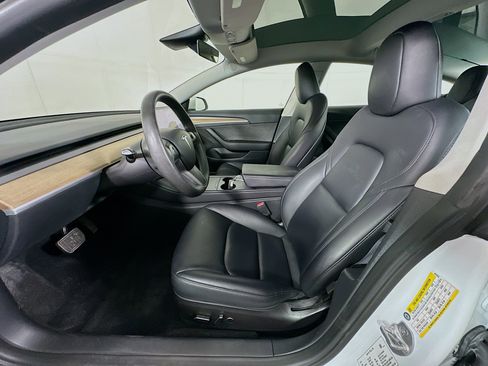 Used 2023 Tesla Model 3 Standard Range RWD image 13
