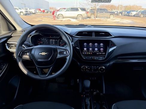 Used 2023 Chevrolet TrailBlazer LT w/ Convenience Package image 26