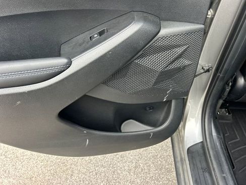 Used 2023 Kia Seltos S w/ Navigation Package image 46