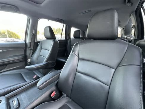 Used 2022 Honda Pilot Special Edition image 15