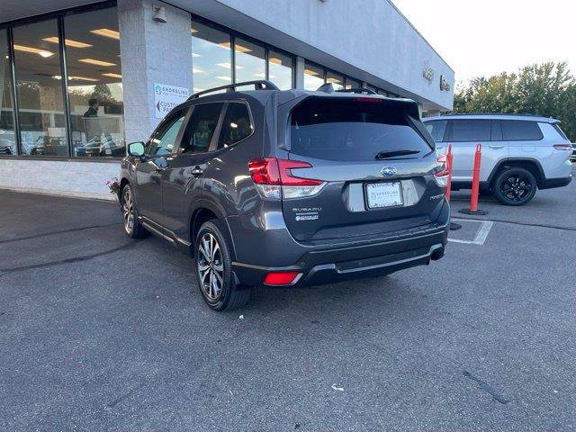 Used 2023 Subaru Forester Limited AWD/4WD image 7