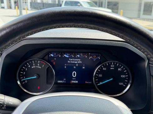 Used 2024 Ford Expedition XLT AWD/4WD image 19