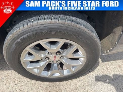 Used 2017 GMC Yukon SLT w/ Open Road Package image 7