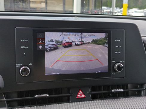 Certified 2025 Kia Sportage LX FWD image 20