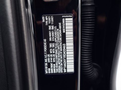 Certified 2024 Porsche Cayenne AWD/4WD image 26