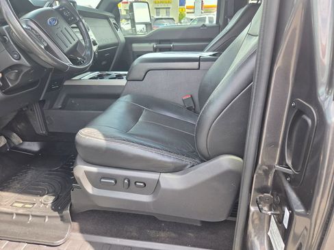 Used 2016 Ford F250 Lariat w/ Lariat Interior Package AWD/4WD image 21