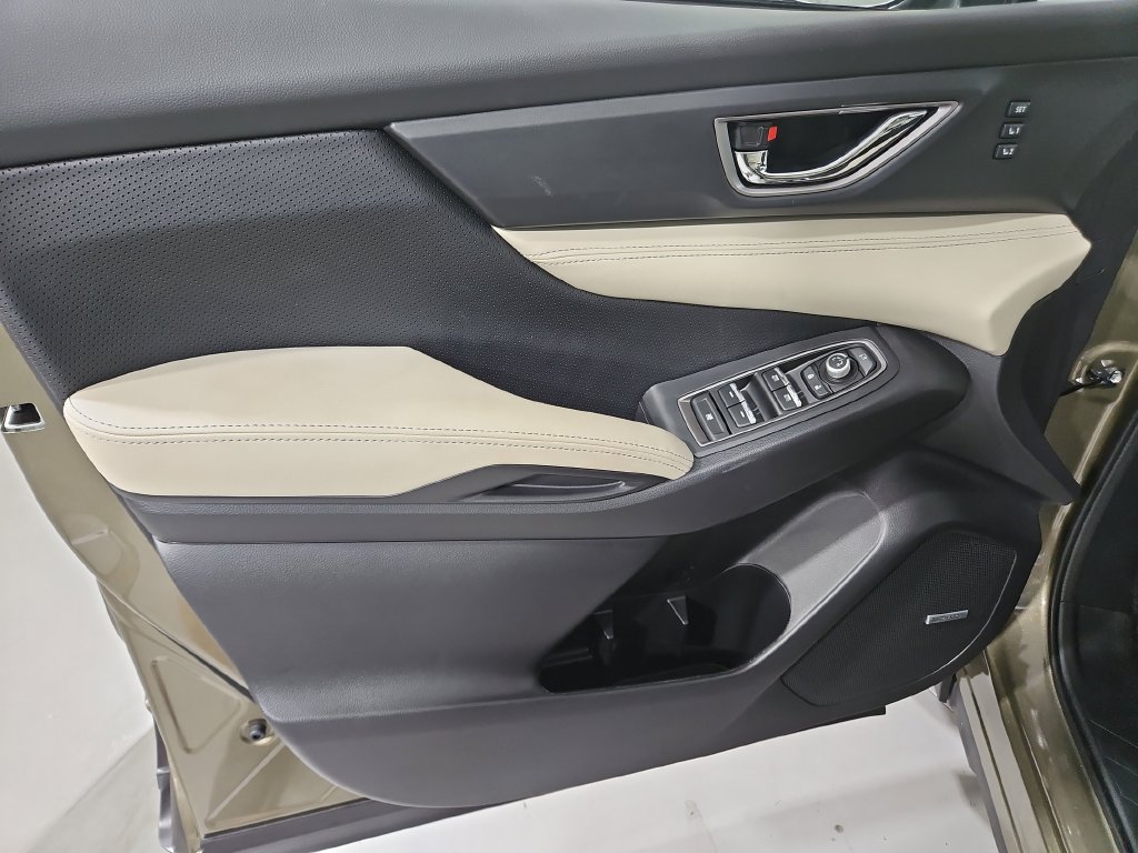 New 2027 Subaru Ascent Limited AWD/4WD image 10
