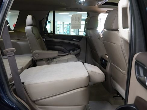 Used 2018 Chevrolet Tahoe LT AWD/4WD image 40