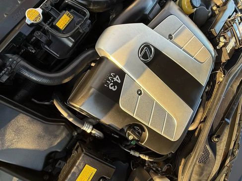 Used 2002 Lexus SC 430 Convertible image 33