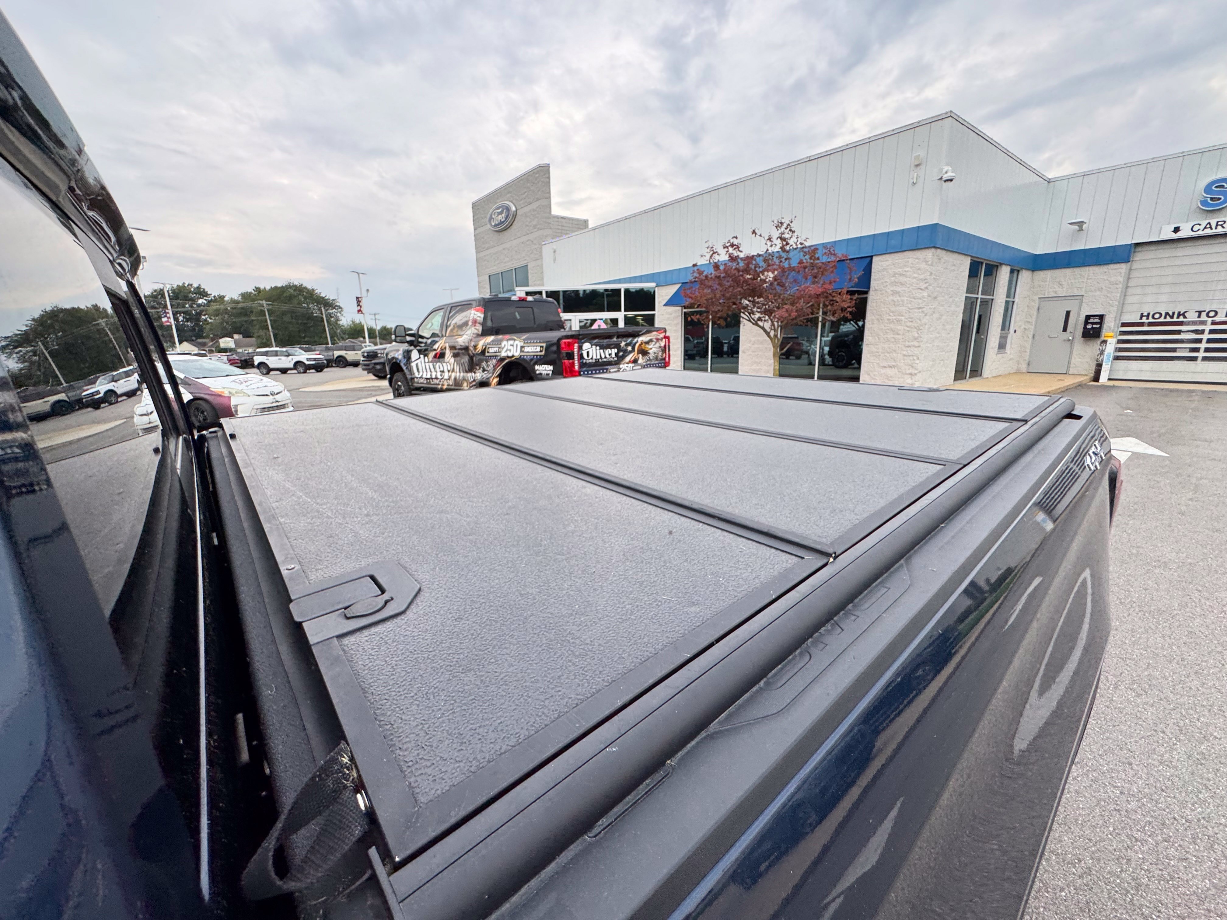 Used 2019 GMC Sierra 1500 SLE w/ SLE Value Package AWD/4WD image 24