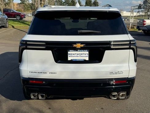 New 2026 Chevrolet Traverse High Country image 6