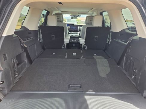 New 2026 Ford Expedition Platinum AWD/4WD image 6