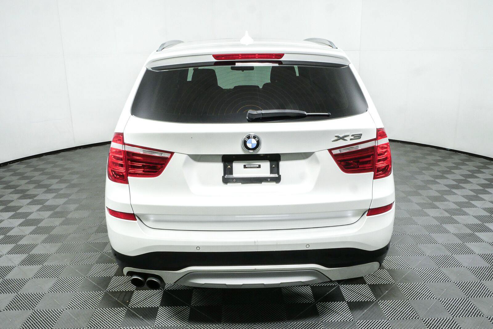 Used 2016 BMW X3 sDrive28i RWD image 26