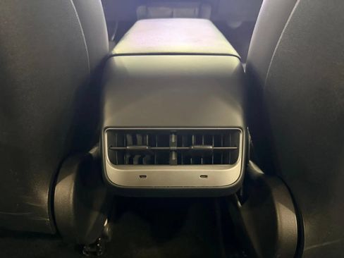 Used 2021 Tesla Model 3 Long Range AWD/4WD image 22