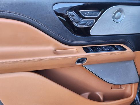 Used 2020 Lincoln Aviator Black Label Grand Touring w/ Class IV Trailer Tow Package image 22