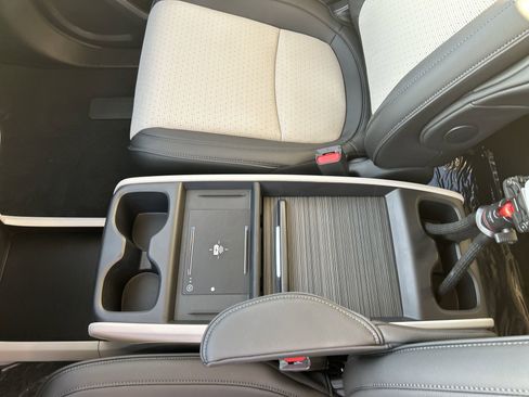 New 2026 Honda Odyssey Elite image 23