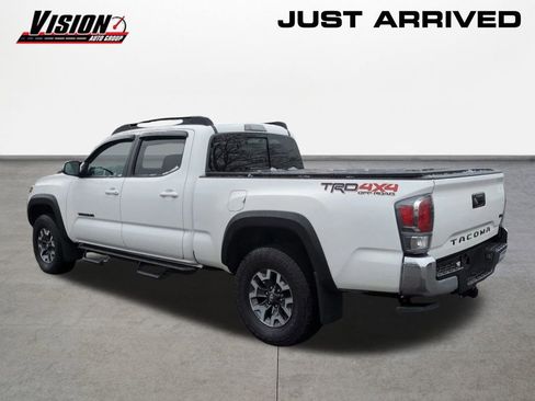 Used 2023 Toyota Tacoma TRD Off-Road image 7