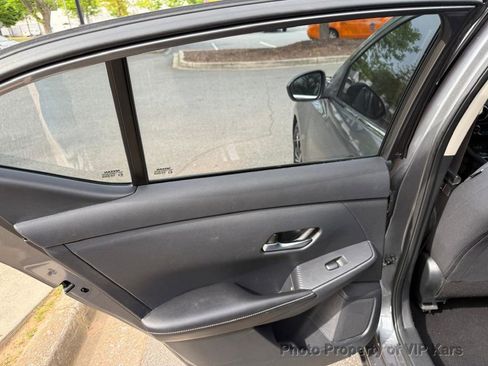 Used 2021 Nissan Sentra SV image 14