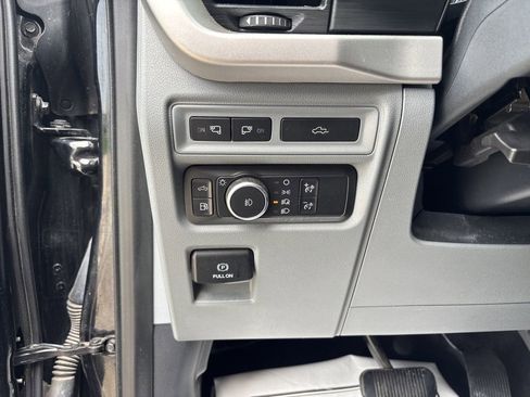 Used 2021 Ford F150 XLT w/ Equipment Group 302A High image 20