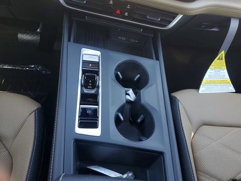 New 2026 Volkswagen Atlas Cross Sport SE FWD image 22