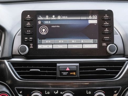 Used 2022 Honda Accord Sport Special Edition image 16
