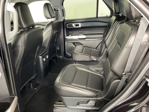 Used 2022 Ford Explorer XLT w/ Equipment Group 202A image 20