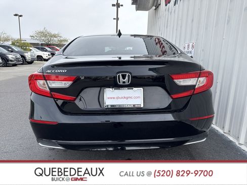 Used 2018 Honda Accord LX image 6