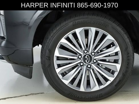 Used 2025 INFINITI QX80 Sensory AWD/4WD image 46