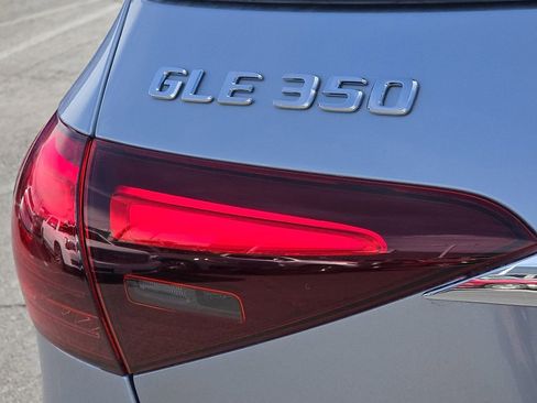 New 2026 Mercedes-Benz GLE 350 4MATIC image 9
