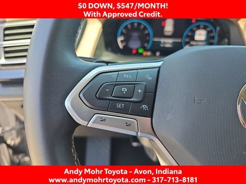 Used 2025 Volkswagen Atlas SE FWD image 16