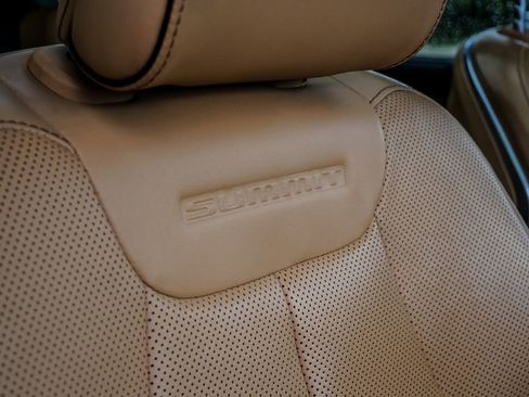 Used 2022 Jeep Grand Cherokee L Summit AWD/4WD image 19
