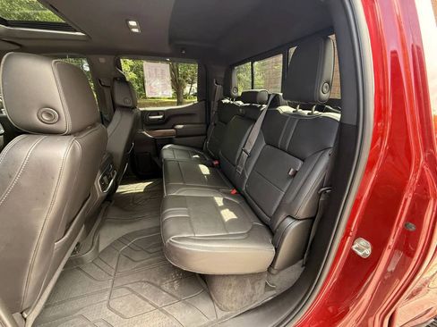 Used 2021 Chevrolet Silverado 1500 High Country w/ Technology Package AWD/4WD image 12