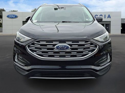 Certified 2022 Ford Edge SEL w/ Convenience Package image 2