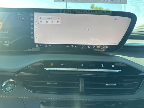 Certified 2025 Buick Enclave Avenir w/ Super Cruise Package image 24