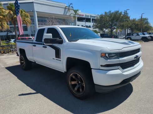 Used 2017 Chevrolet Silverado 1500 Custom w/ Rally 1 Edition image 2