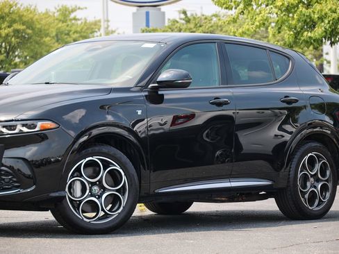 Used 2024 Alfa Romeo Tonale Ti AWD/4WD image 5