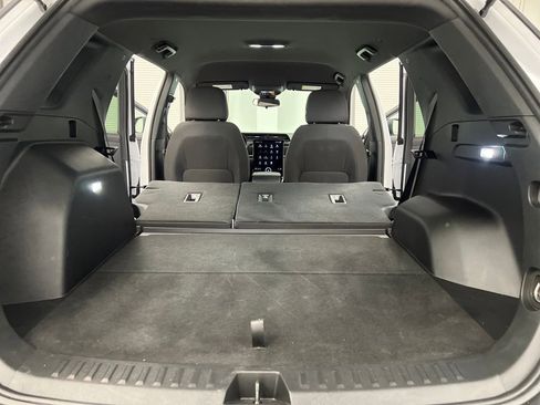 Used 2025 GMC Terrain Elevation image 30