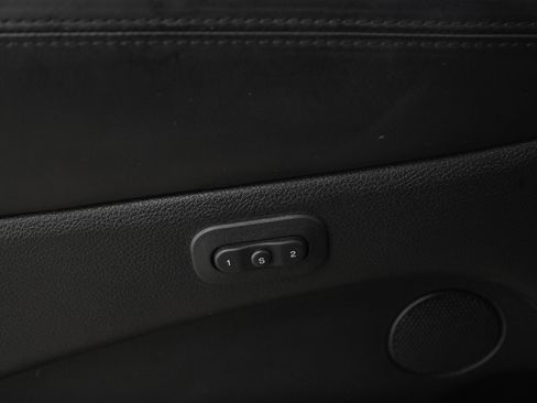 Used 2018 Jeep Grand Cherokee Overland image 20