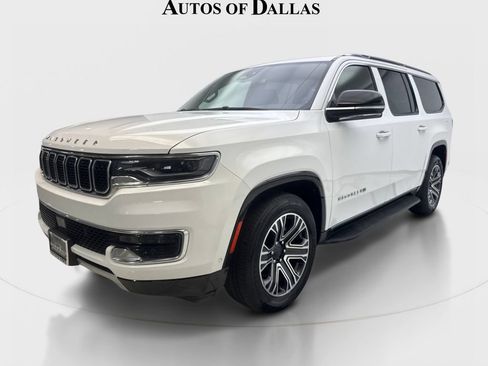 Used 2024 Jeep Wagoneer L Series II RWD image 2