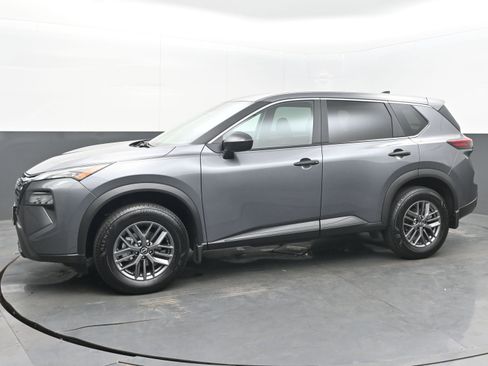 Certified 2025 Nissan Rogue S image 4