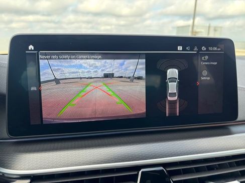 Used 2023 BMW 540i xDrive w/ Executive Package image 26