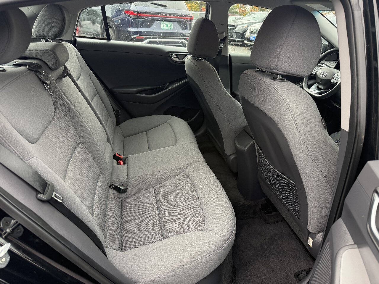 Used 2020 Hyundai Ioniq SEL FWD image 11
