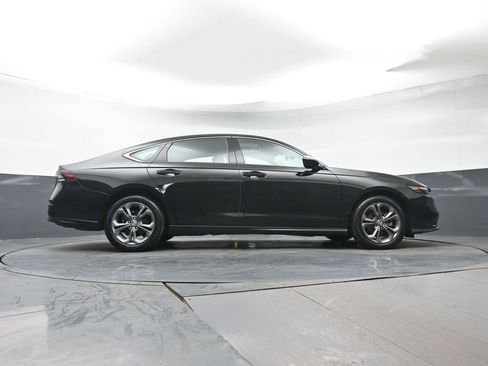Used 2023 Honda Accord EX image 29